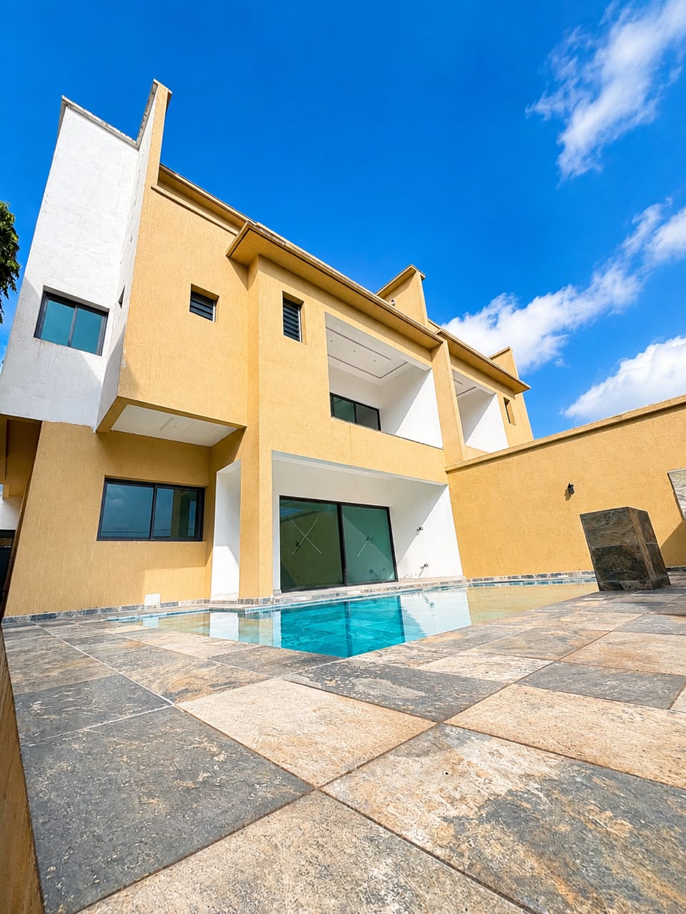 Trone Immobilier